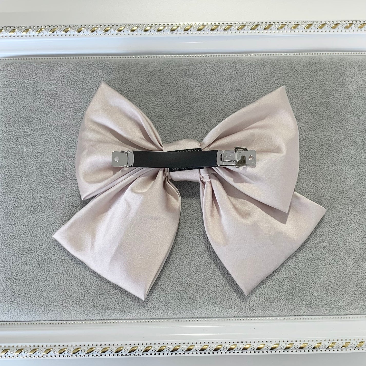 Chrissy Bow Gold