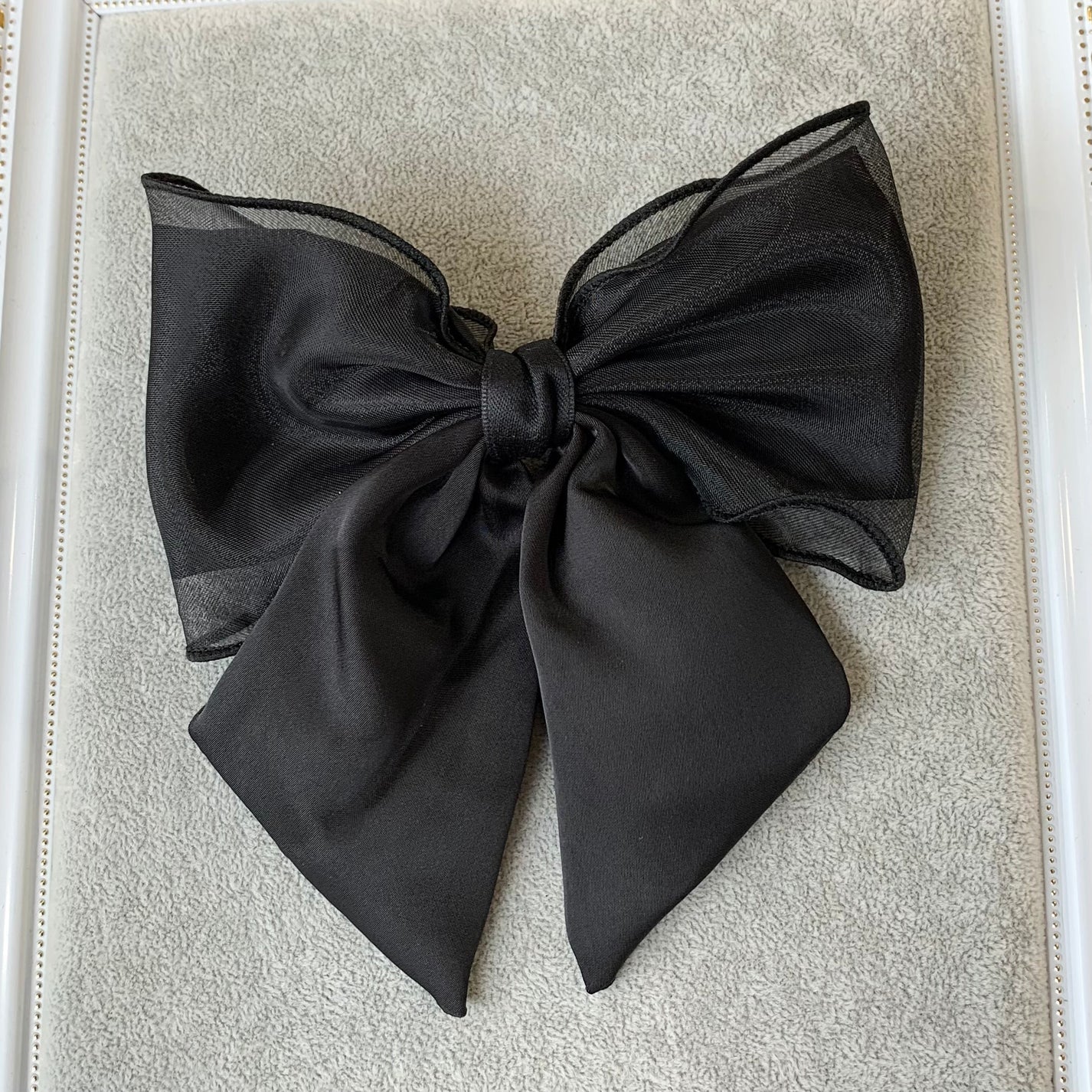 Annabelle Bow Black