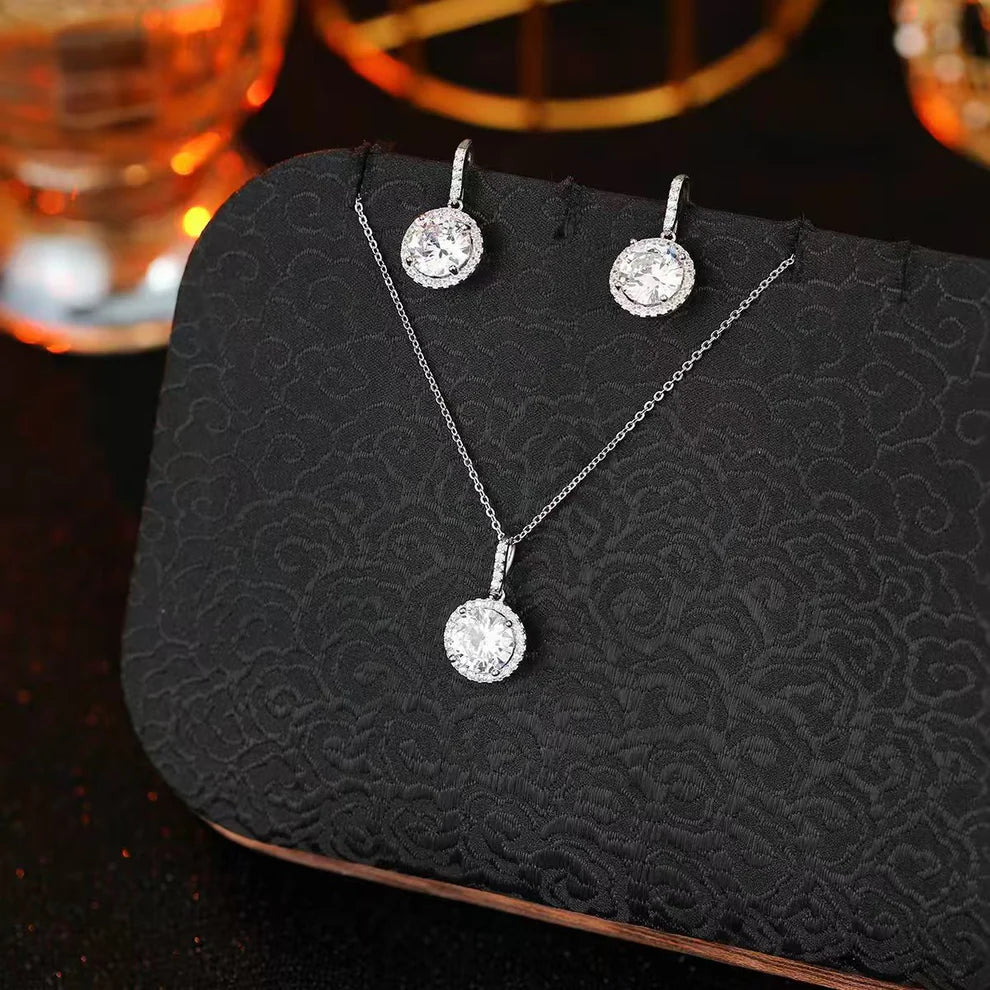 Classic Round Drop Silver Set