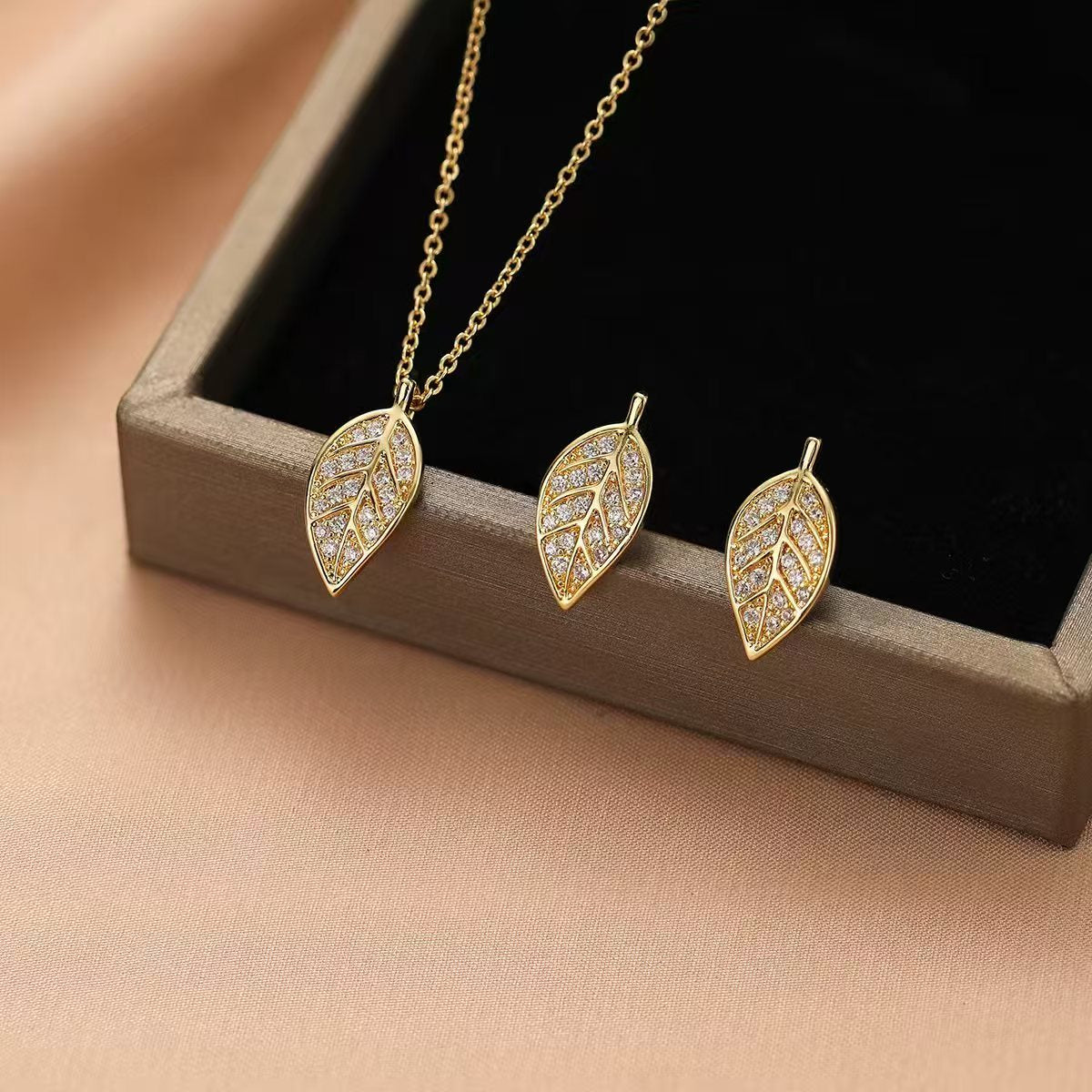 Fall Leaf Gold Set