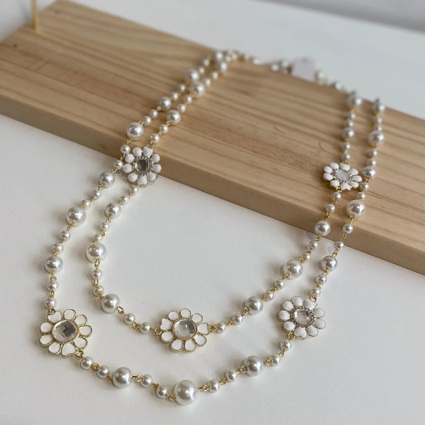 Daisy Pearl Necklace