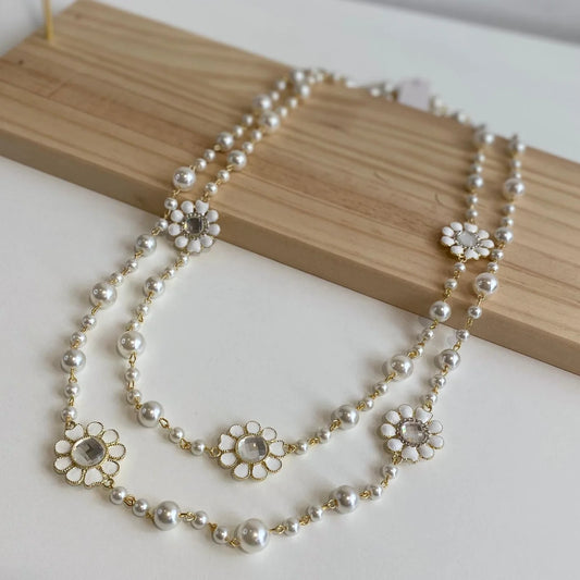 Daisy Pearl Necklace