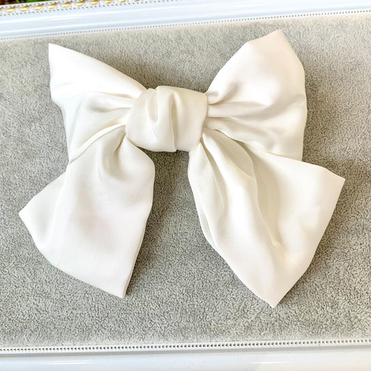 Chrissy Bow Ivory