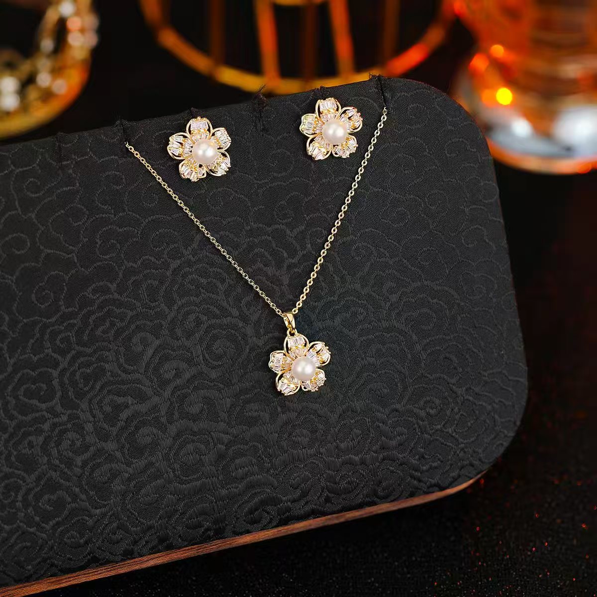 Pearl Blossom Gold Set