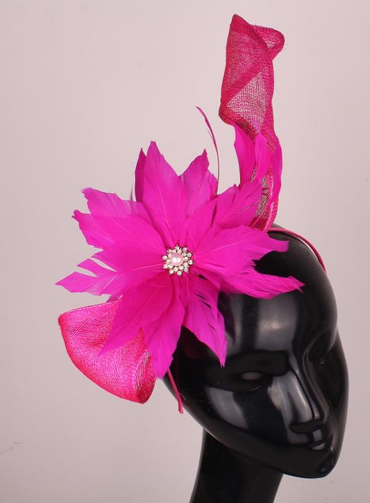 Bella Fuchsia Fascinator