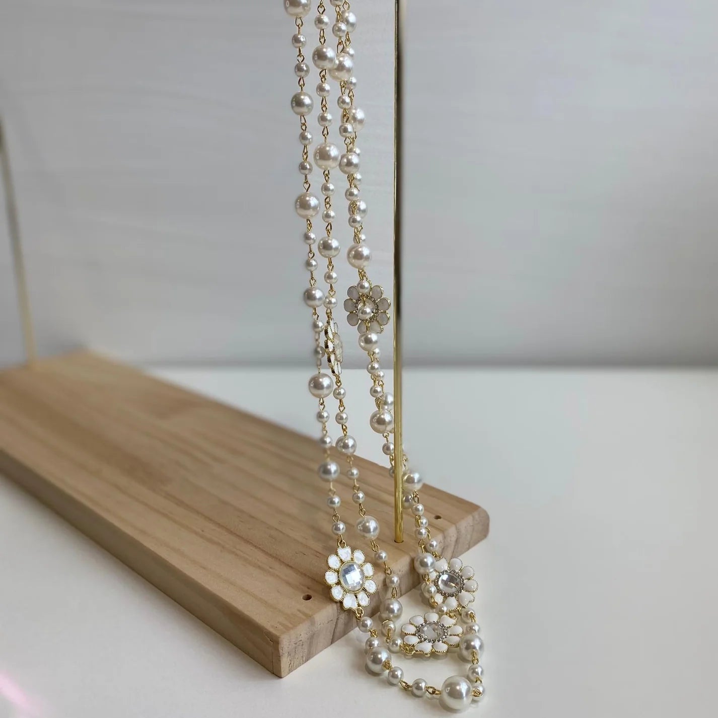 Daisy Pearl Necklace