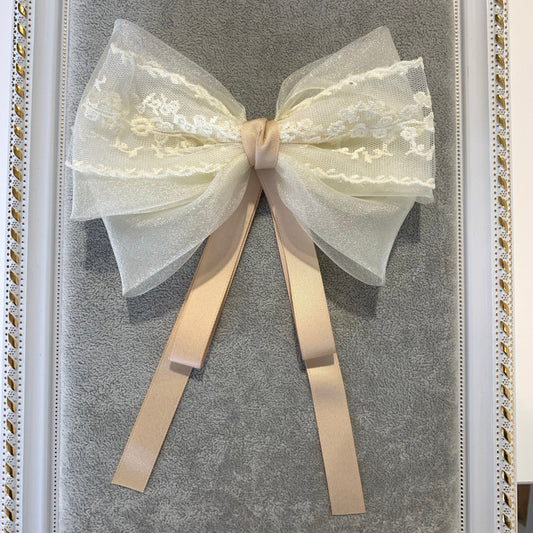 Ella Bow Cream