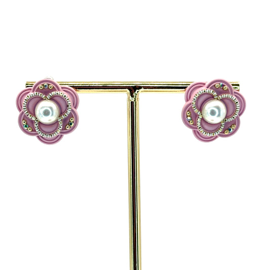 Pink Pearl Bud Flower Studs