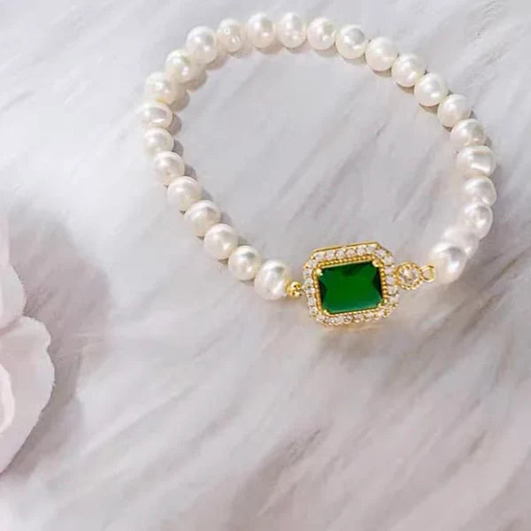 Emerald Fresh Water Pearl Bracelet
