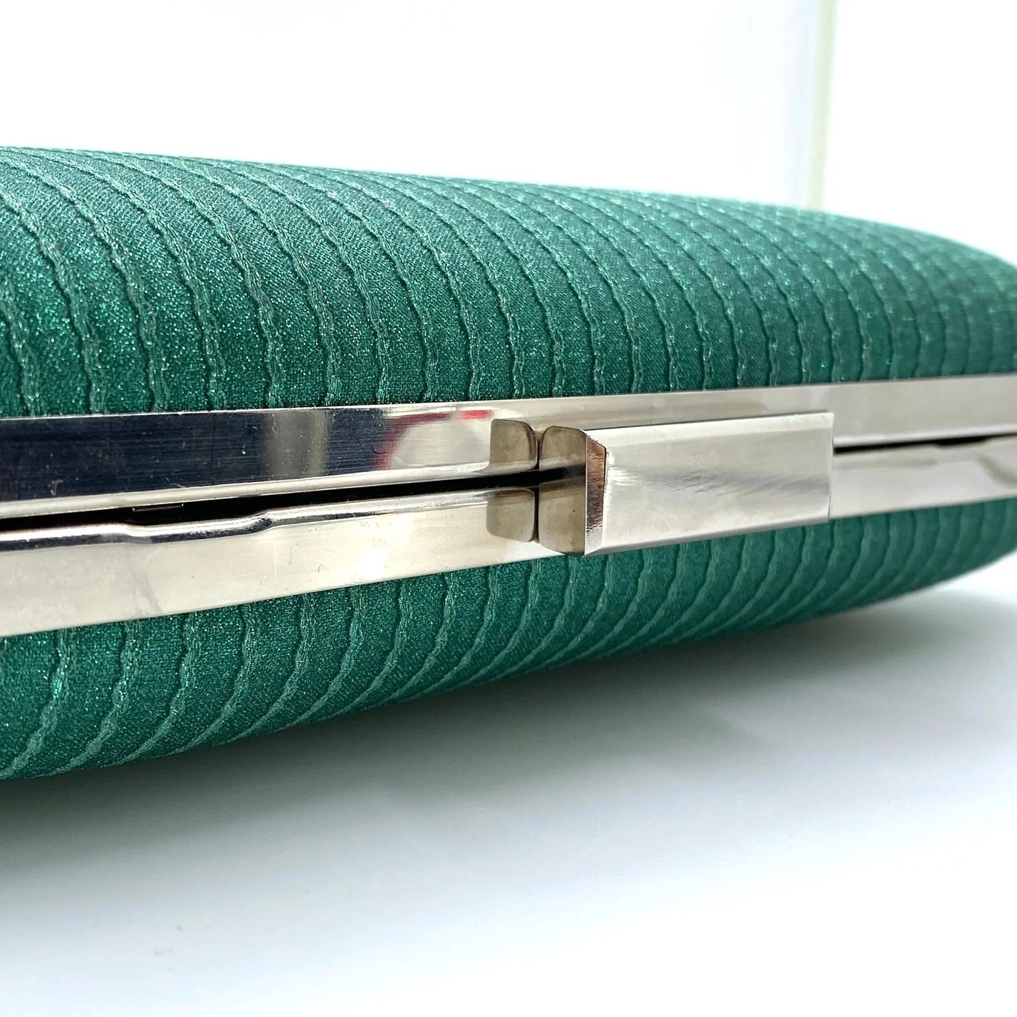 Quinn Glitter Clutch Green